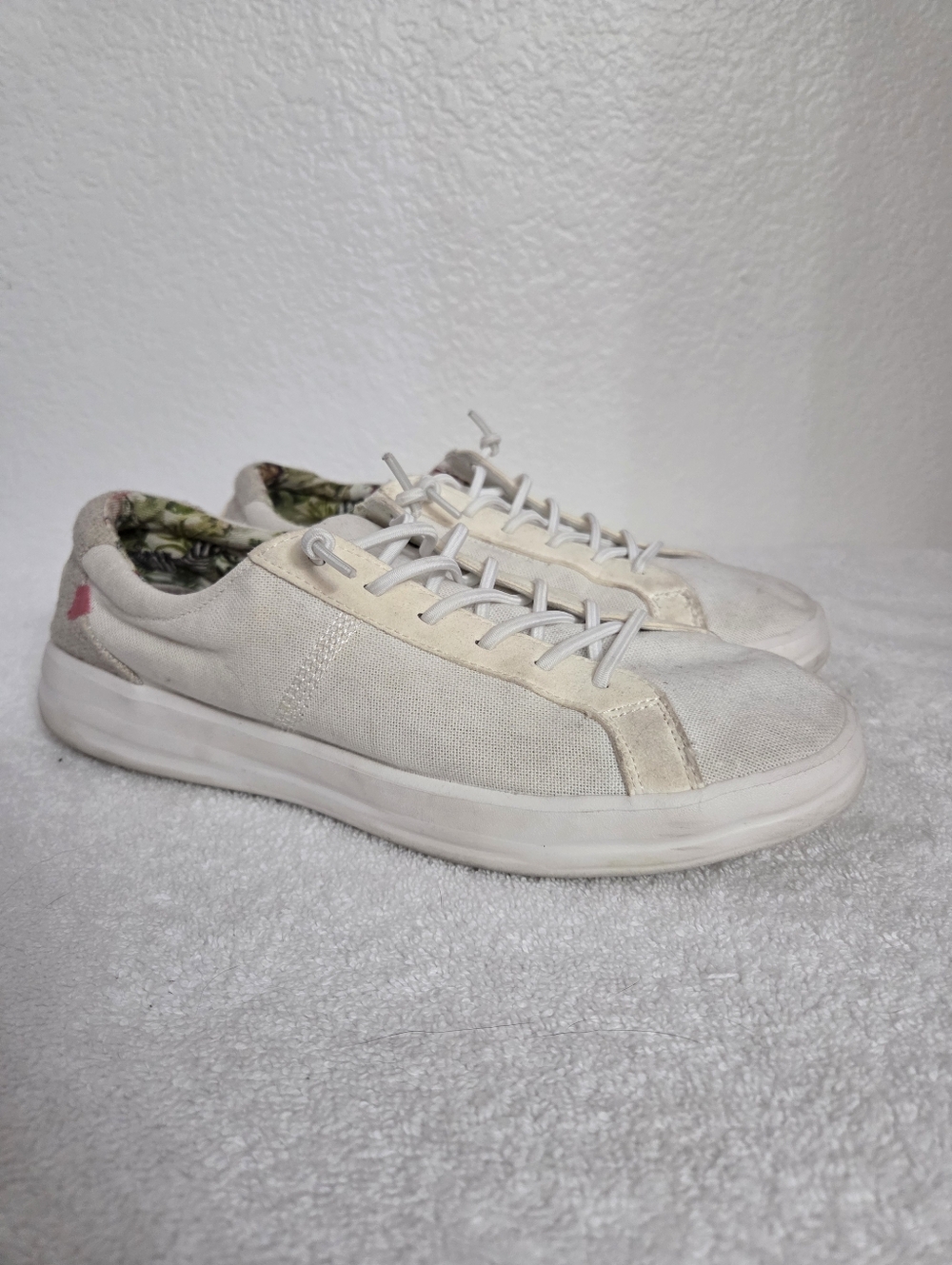 Hey Dude Karina Slip-On Women's Size 9 in Coconut White